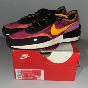 Nike Waffle One